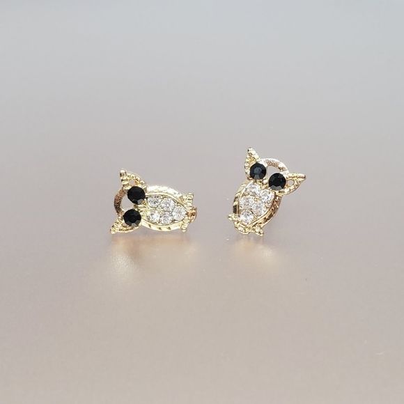 Dainty Owl Stud Earrings - Picture 1 of 1